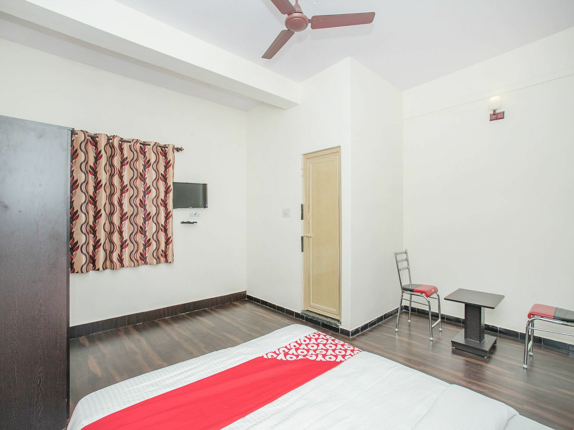 Oyo 14430 Sunshine Grand Hotel Bangalore Exterior photo